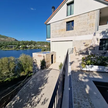 בית נופש Casa Do Barqueiro Caino *