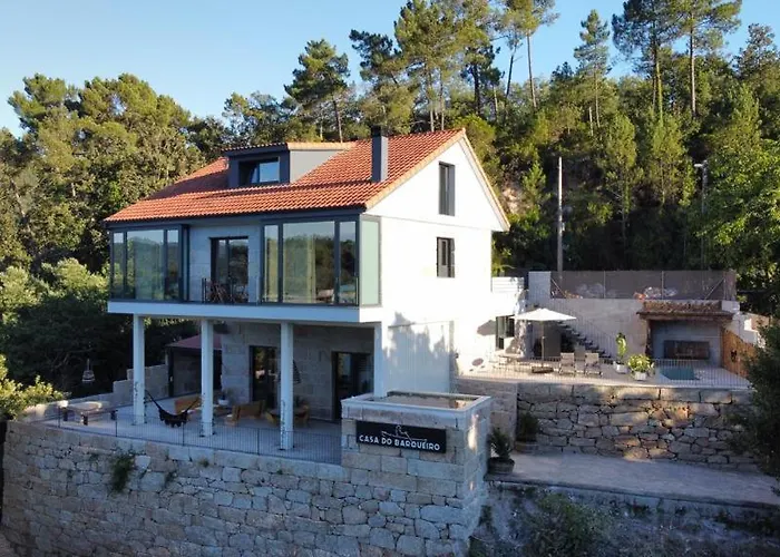 Casa Do Barqueiro Caino